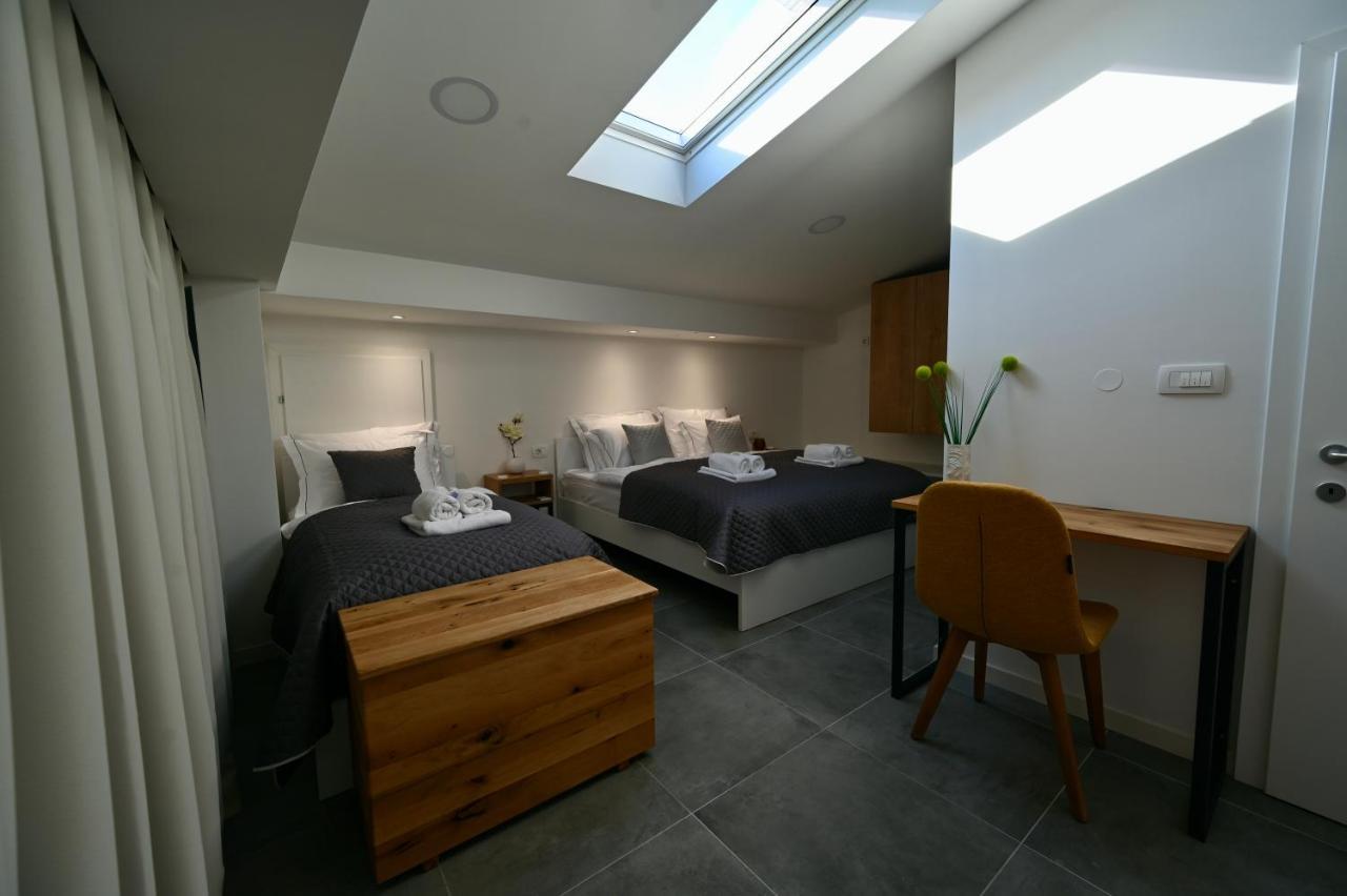 Apartments Porta Maggiore Копер Екстериор снимка