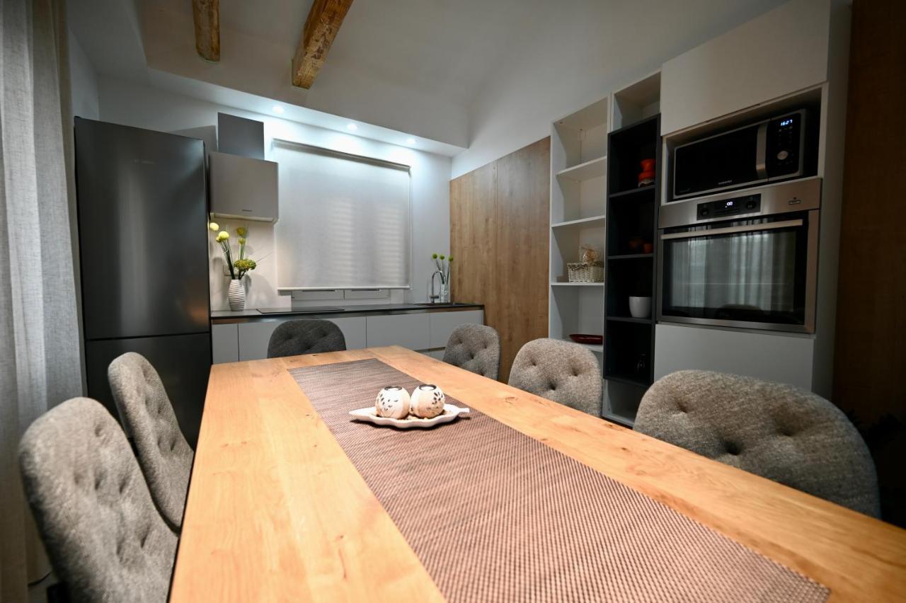 Apartments Porta Maggiore Копер Екстериор снимка