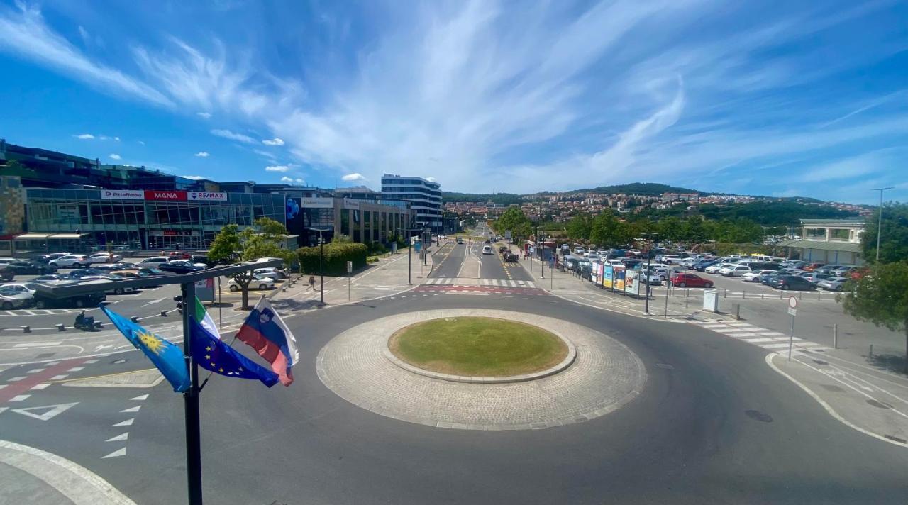 Apartments Porta Maggiore Копер Екстериор снимка