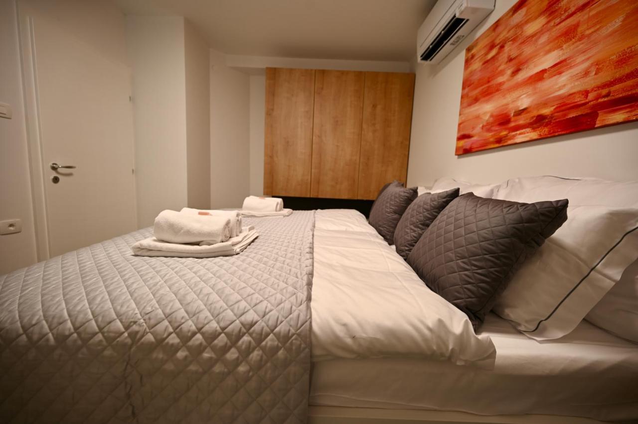 Apartments Porta Maggiore Копер Екстериор снимка