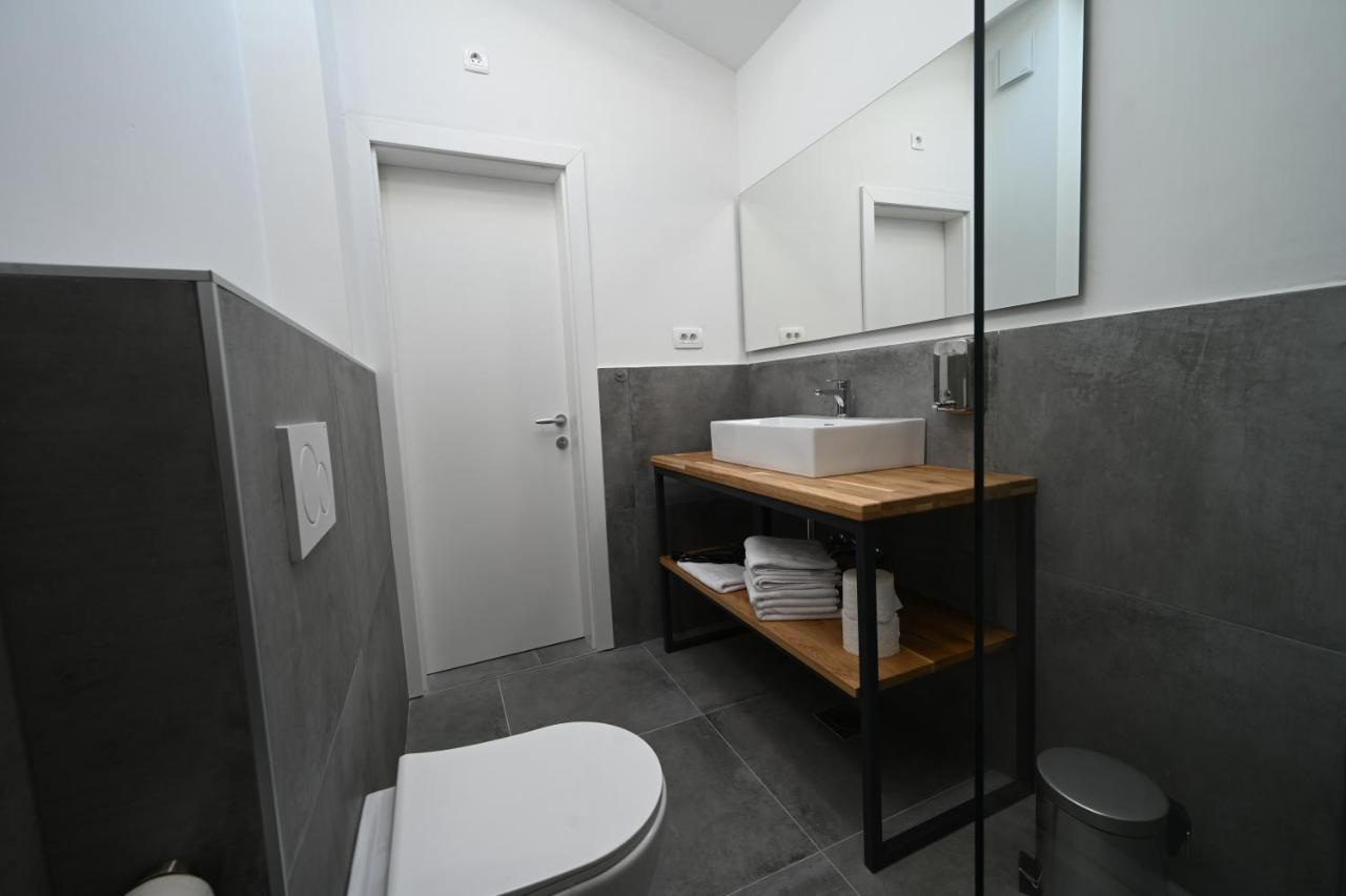 Apartments Porta Maggiore Копер Екстериор снимка