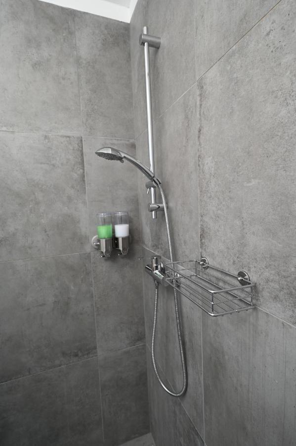 Apartments Porta Maggiore Копер Екстериор снимка